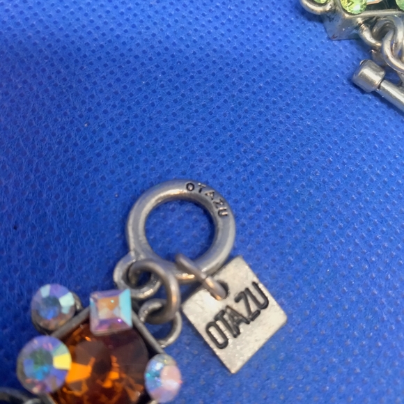 RODRIGO OTAZU Geometric Multicolored Rhinestone Necklace 16" - Picture 4 of 4